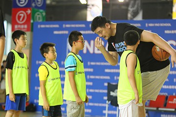 NBA姚明籃球俱樂部-訓(xùn)練集錦