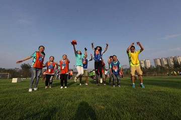 中龍恒冕夏令營(yíng)*足球比賽
