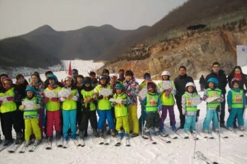 “雪原勇士之王者歸來”冬令營(yíng)